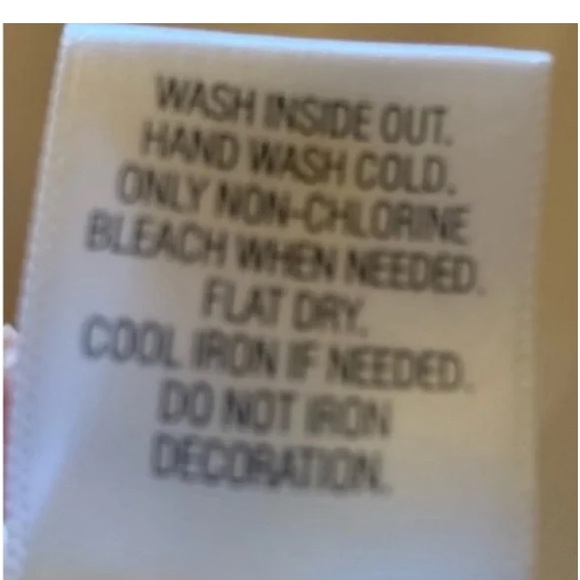 Elle Sleeveless Cream Top - Picture 8 of 8